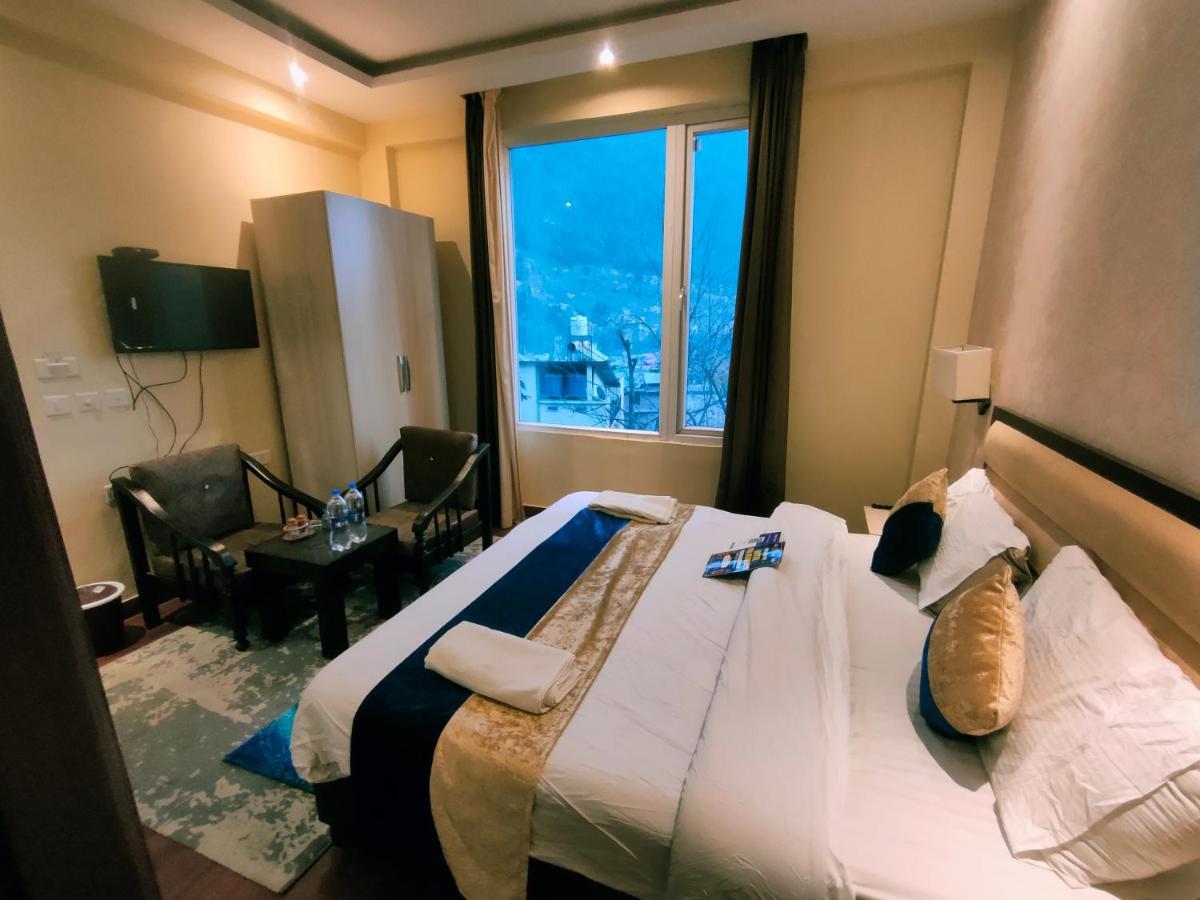 Hotel Royal Residency Manāli Zewnętrze zdjęcie