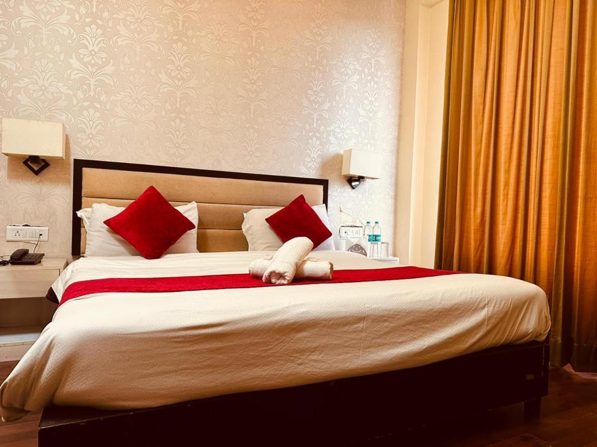 Hotel Royal Residency Manāli Zewnętrze zdjęcie