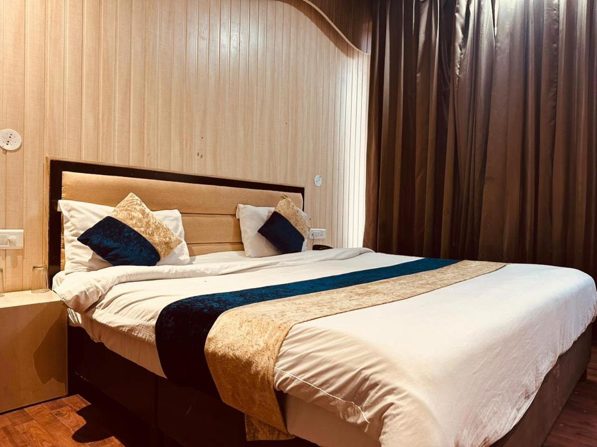 Hotel Royal Residency Manāli Zewnętrze zdjęcie