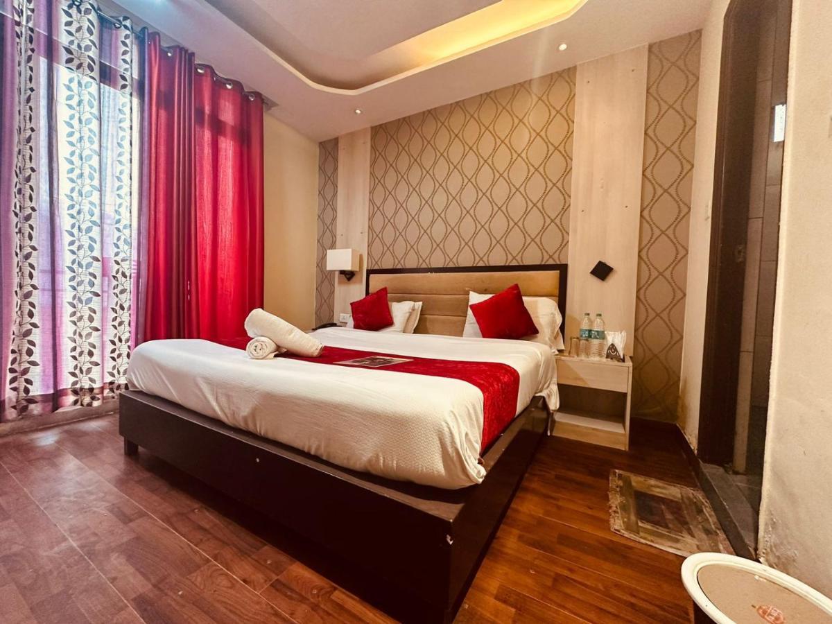 Hotel Royal Residency Manāli Zewnętrze zdjęcie