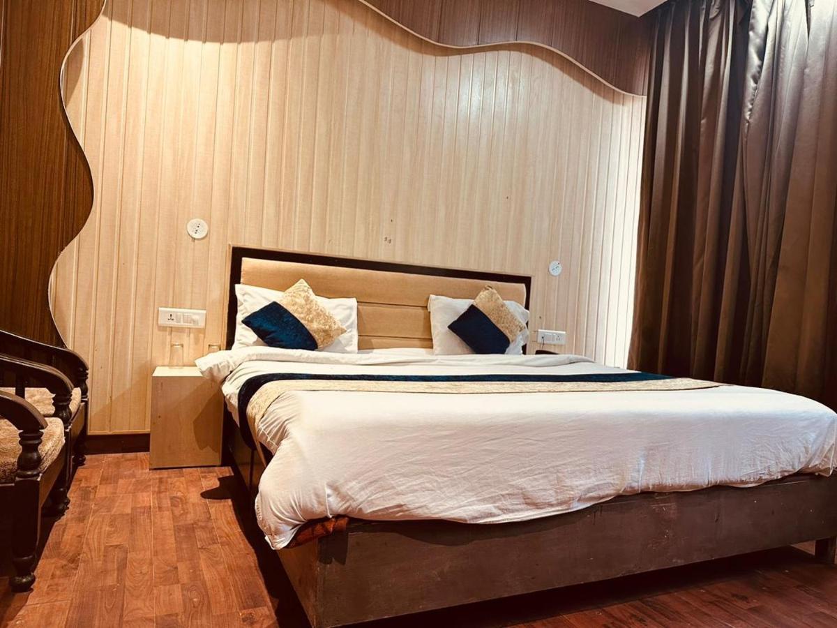 Hotel Royal Residency Manāli Zewnętrze zdjęcie