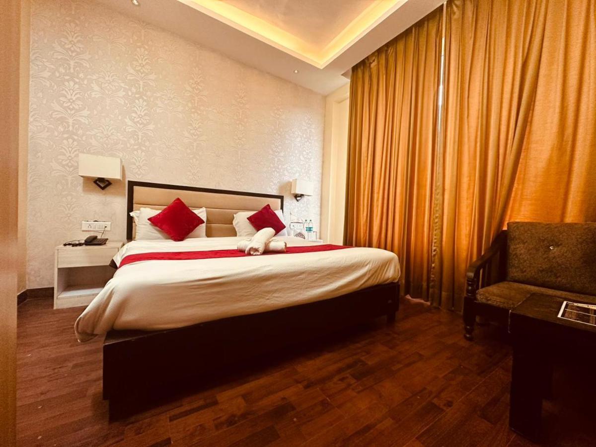 Hotel Royal Residency Manāli Zewnętrze zdjęcie