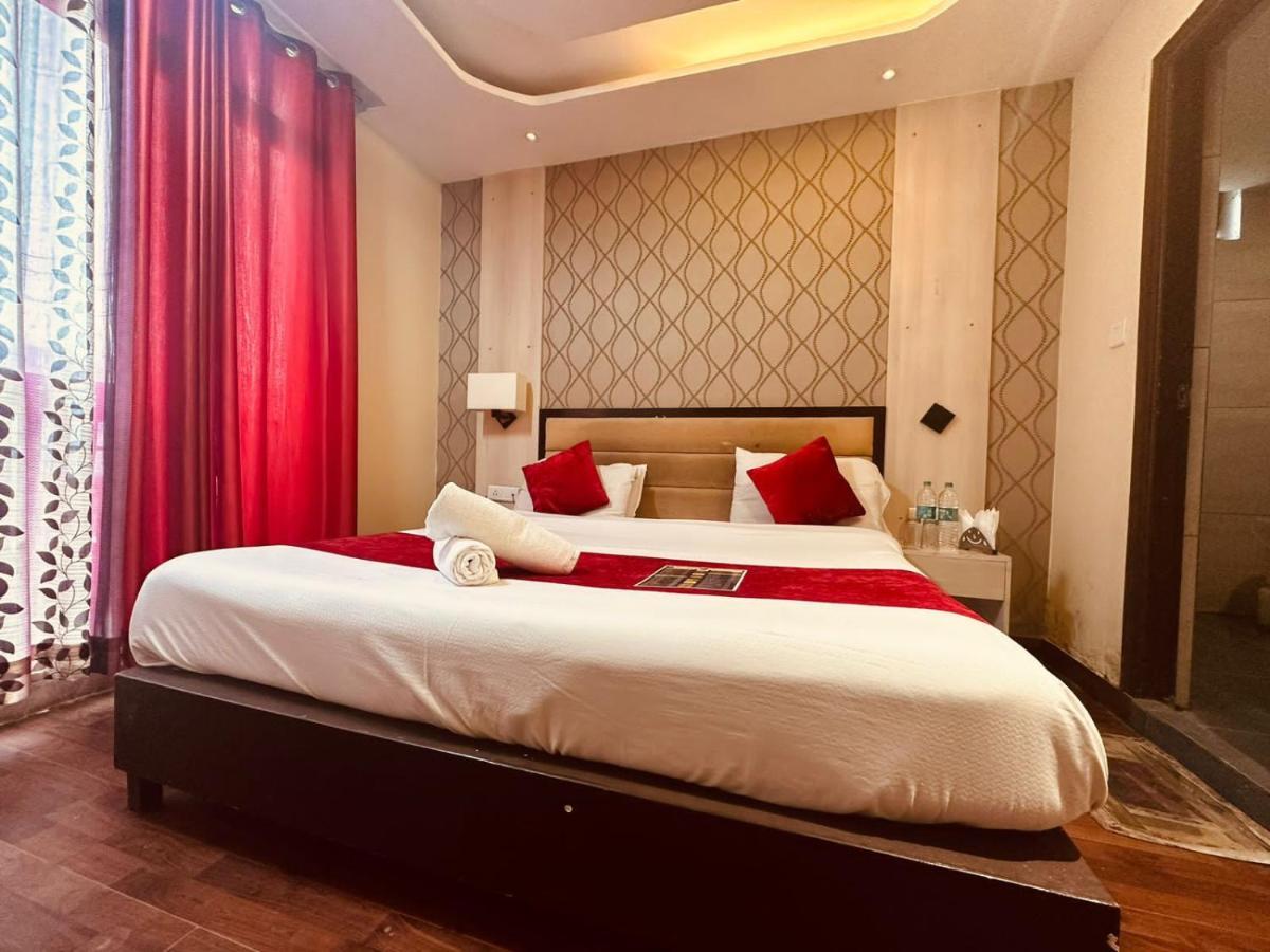 Hotel Royal Residency Manāli Zewnętrze zdjęcie
