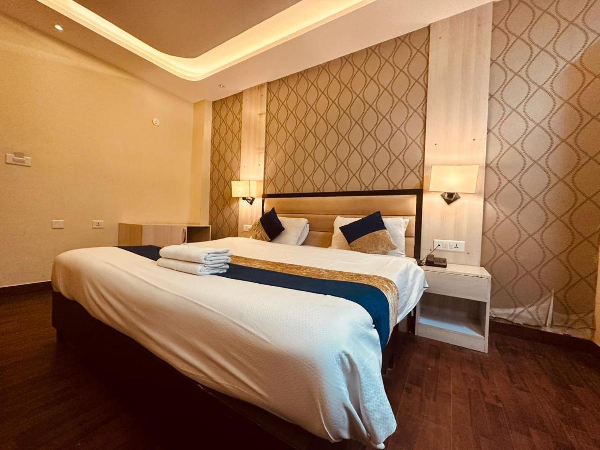 Hotel Royal Residency Manāli Zewnętrze zdjęcie