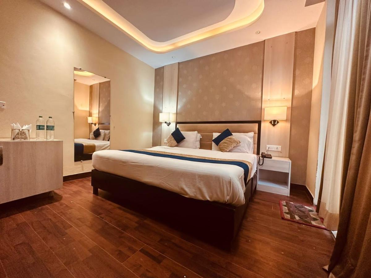 Hotel Royal Residency Manāli Zewnętrze zdjęcie