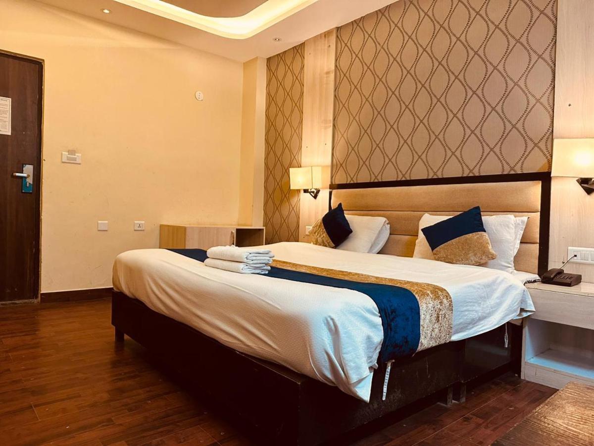 Hotel Royal Residency Manāli Zewnętrze zdjęcie